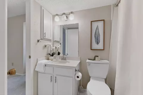 Bath - 777 Custer Rd #13-1, Richardson, TX 75080 photo 5 of 5
