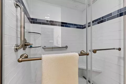 Bath - 777 Custer Rd #13-1, Richardson, TX 75080 photo 4 of 5