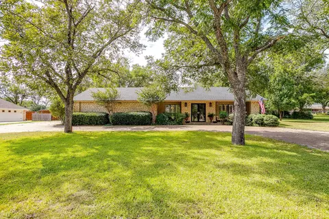 8918 Bellechase Rd, Granbury, TX 76049