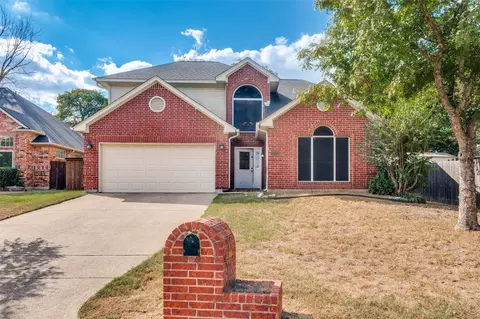 3902 Amy Ct, Arlington, TX 76016