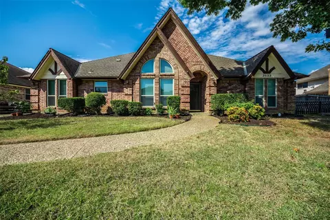 3532 Meadowside Dr, Bedford, TX 76021