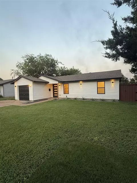 12210 Oberlin Dr, Dallas, TX 75243