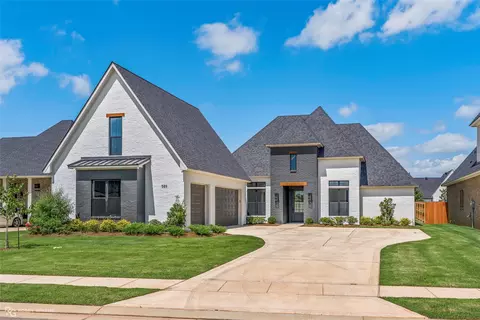 589 Corinth Cir, Bossier City, LA 71111