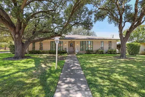 5007 Creighton Dr, Dallas, TX 75214