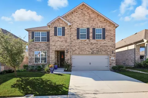 9500 Leisure Pace Ln, Oak Point, TX 75068