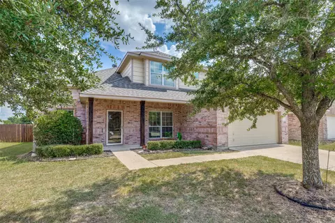 530 Chelsea Dr, Midlothian, TX 76065