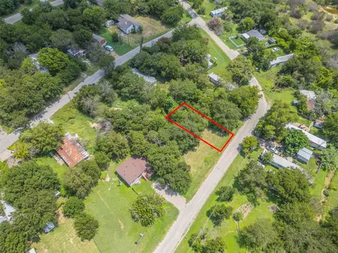 4211 Tejas Trl, Granbury, TX 76048