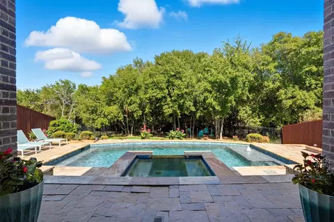 533 Longshore Dr, Little Elm, TX 75068