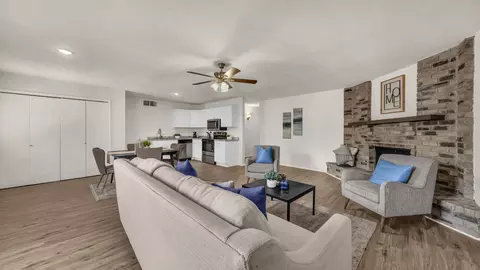 1130 Clark Trl, Grand Prairie, TX 75052