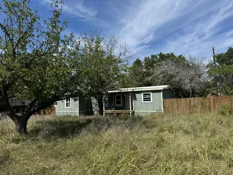 3022 Elmwood Dr, Granbury, TX 76048