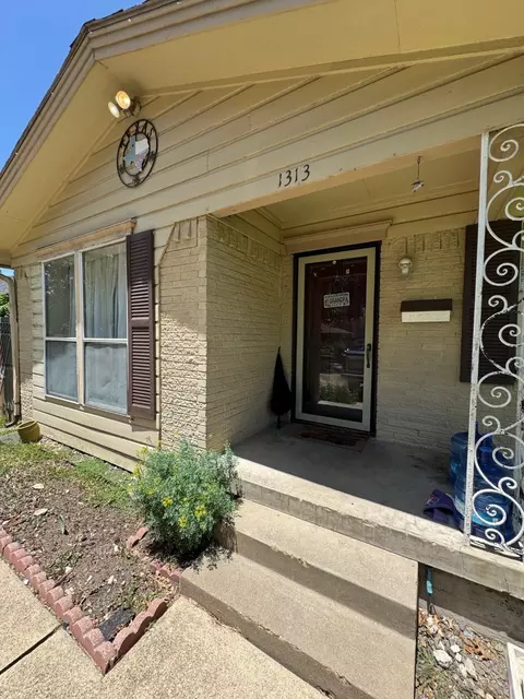 1313 Caldwell Dr, Garland, TX 75041