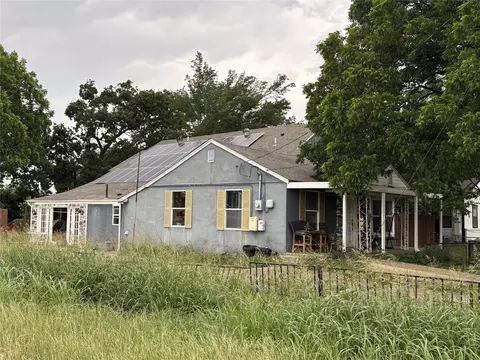 301 Thompson St, Irving, TX 75061