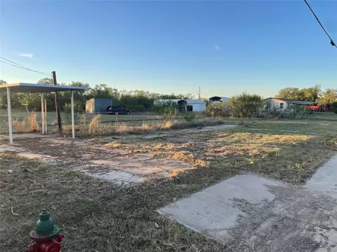 1001 N Parks St, Breckenridge, TX 76424