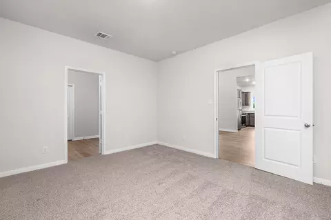 112 Southgate Dr, Terrell, TX 75160 photo 4