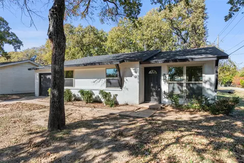 12609 Meadowcrest Ln, Balch Springs, TX 75180