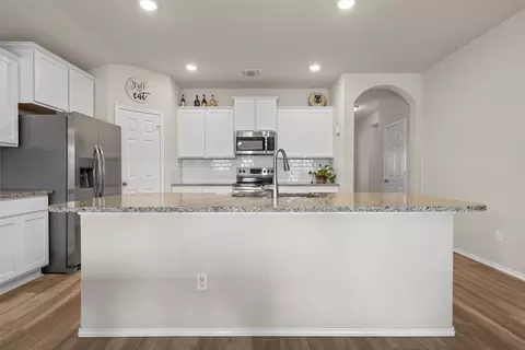 Kitchen - 3017 Skinner Dr, Lorena, TX 76655 photo 6 of 6
