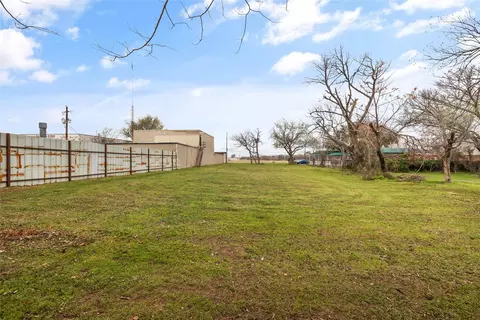 4234 E Rosedale St, Fort Worth, TX 76105