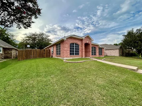 4401 Crystal Ln, Garland, TX 75043