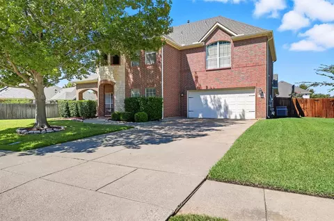 4501 Woodcrest Ln, Mansfield, TX 76063