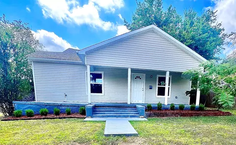 805 W 12th St, Cisco, TX 76437