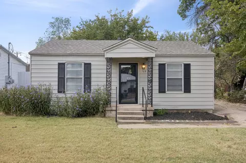 105 Lockwood St, White Settlement, TX 76108