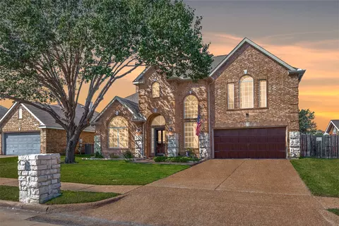 5717 Christy Ln, Haltom City, TX 76137