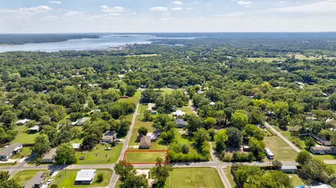 355 Old Shawnee Trail Dr, Gordonville, TX 76245