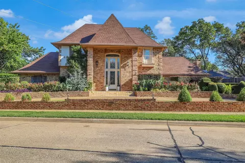 3213 Faulkner Dr, Rowlett, TX 75088