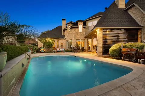 801 White Buffalo Ln, Heath, TX 75032