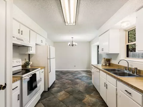 610 Darnel Dr, Mesquite, TX 75149 photo 7