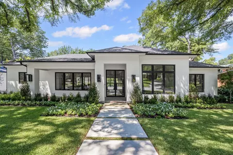 3716 Fox Hollow St, Fort Worth, TX 76109