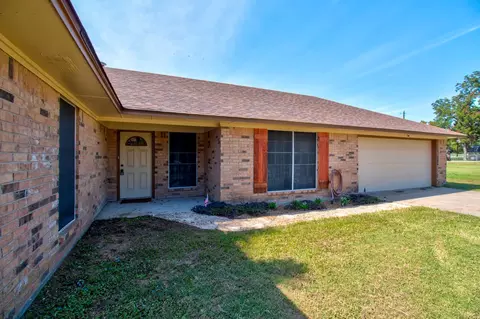 373 Old Shawnee Trail Dr, Gordonville, TX 76245