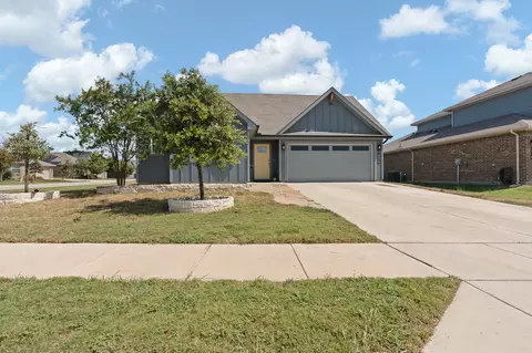 1520 Hulen Park Trl, Alvarado, TX 76009