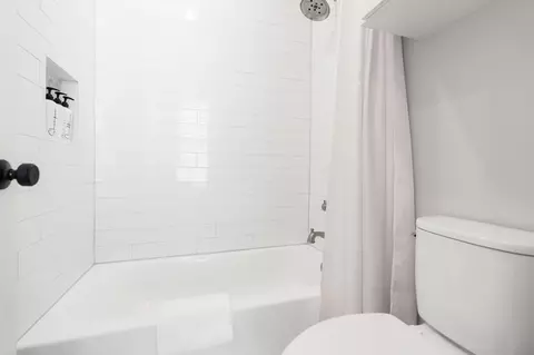 Bath - 425 Proctor Ave, Waco, TX 76708 photo 6 of 6