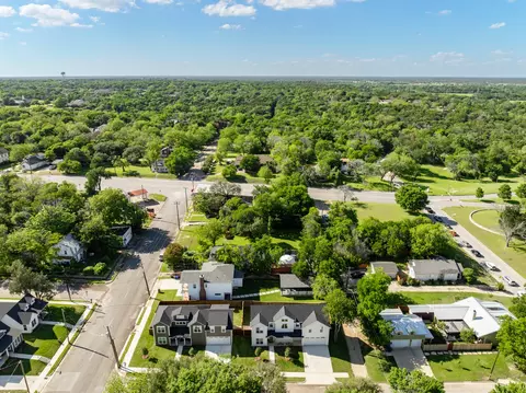 View/Area - 425 Proctor Ave, Waco, TX 76708 photo 2 of 2