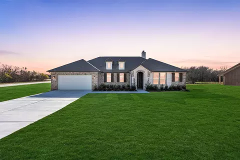 4295 Southern Oaks Dr, Royse City, TX 75189
