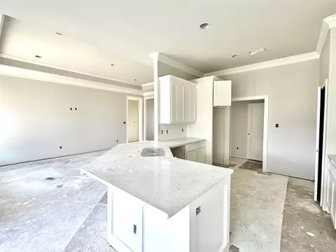 Kitchen - 508 Limestone Cir, Mabank, TX 75147 photo 2 of 4