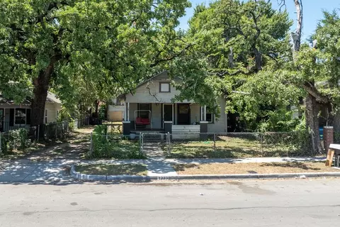 1223 Lagonda Ave, Fort Worth, TX 76164
