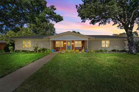 7517 Brentwood Cir, Woodway, TX 76712