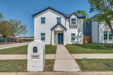 2751 E 1st St, Fort Worth, TX 76111