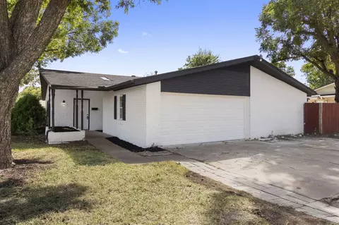 2000 E Park Row Dr, Arlington, TX 76010