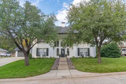 17 Troon Dr, Trophy Club, TX 76262