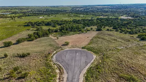3616 Lucky Pepper Dr, Cresson, TX 76035