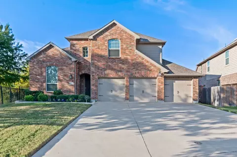 9501 Peat Ct, Fort Worth, TX 76244