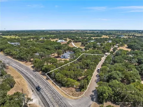 2764 Garrett Ln, China Spring, TX 76633