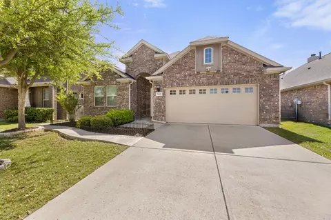 3006 Grand Bay Dr, Garland, TX 75040