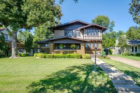 306 Prairie Ave, Cleburne, TX 76033