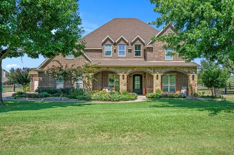 1209 Rollie Michael Ln, Fort Worth, TX 76179