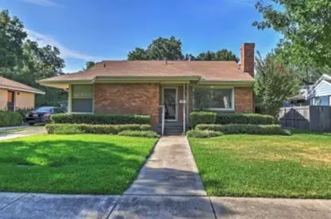 3708 Park Ln, Dallas, TX 75220