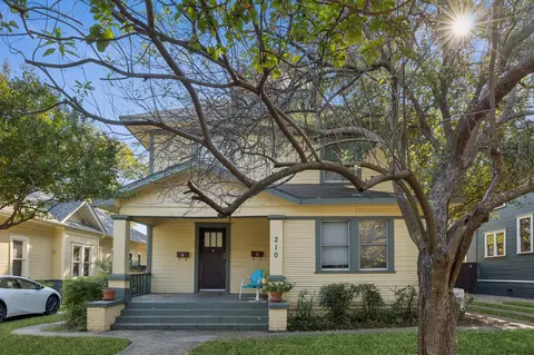 210 S Rosemont Ave, Dallas, TX 75208